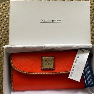 Dooney & Burke wallet